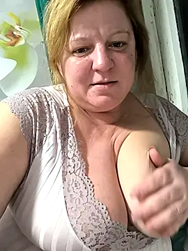 jusichka online show from 11.21.25