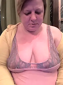 Snapshot of jusichka chatting on 03.13.26 jusichka online show from 03.13.26