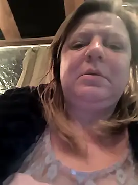 Snapshot of jusichka chatting on 04.10.26 jusichka online show from 04.10.26