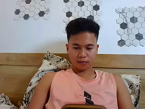 Asiantwink21 online show from 09.23.25