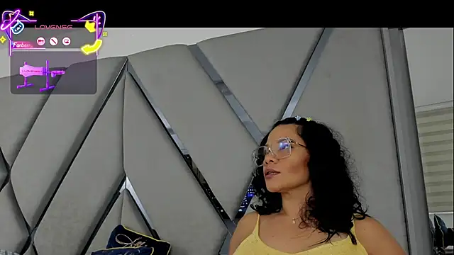 paula daniela1 online show from 12.03.25