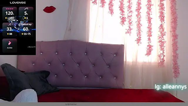 Snapshot of Alleanys_Cristal chatting on 03.01.25 Alleanys Cristal online show from 03.01.25