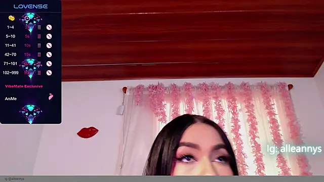 Snapshot of Alleanys_Cristal chatting on 03.15.25 Alleanys Cristal online show from 03.15.25