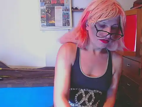 LorenJade online show from 02.12.26