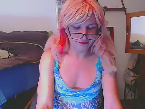 LorenJade online show from 05.19.26