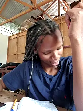 Snapshot of Sexy-Aljan chatting on 12.03.24 Sexy-Aljan online show from 12.03.24