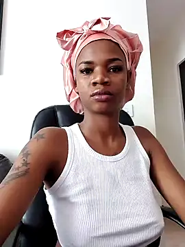 Snapshot of Sexy-Aljan chatting on 12.30.24 Sexy-Aljan online show from 12.30.24