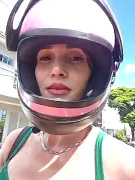 Irresistible24 online show from 12.18.25