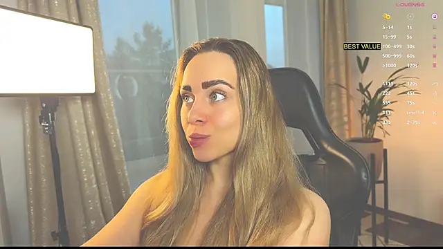 Snapshot of hotexclusive_ chatting on 09.21.25 hotexclusive  online show from 09.21.25