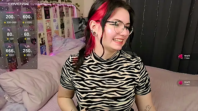 Snapshot of ss-katekisa-ss chatting on 02.25.25 ss-katekisa-ss online show from 02.25.25