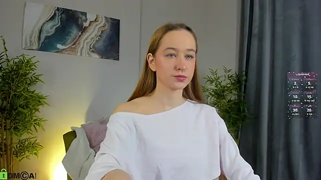 Sweett Monica online show from 11.23.25