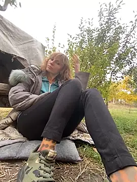 Anita-Smith online show from 10.07.25