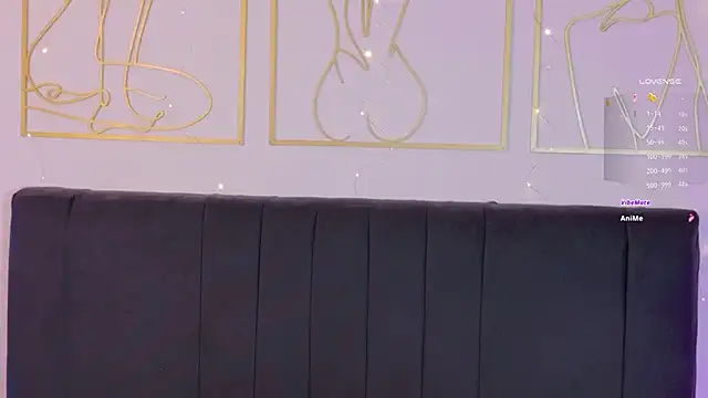 Snapshot of summer_holiday chatting on 12.20.25 summer holiday online show from 12.20.25