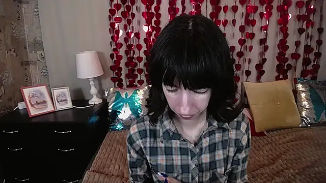 Snapshot of Unusual_G chatting on 02.13.25 Unusual G online show from 02.13.25