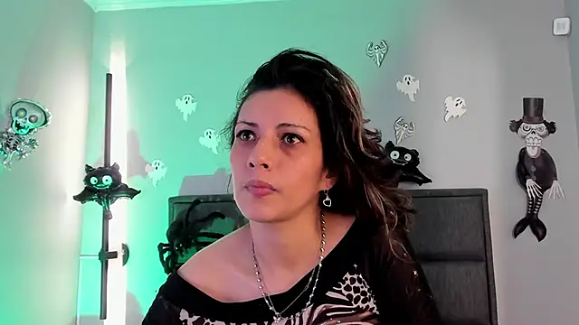 bulma bambina  online show from 10.27.25