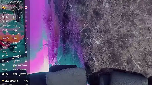 Emmaa Saenz  online show from 02.06.25