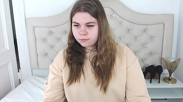 Snapshot of AbbyPleasure chatting on 12.25.24 AbbyPleasure online show from 12.25.24