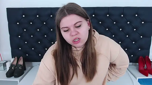 Snapshot of AbbyPleasure chatting on 02.27.25 AbbyPleasure online show from 02.27.25