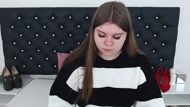 Snapshot of AbbyPleasure chatting on 03.17.25 AbbyPleasure online show from 03.17.25