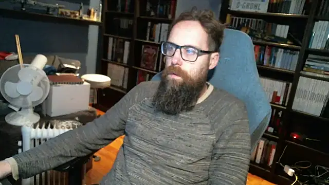 Snapshot of MeSteff chatting on 12.05.24 MeSteff online show from 12.05.24