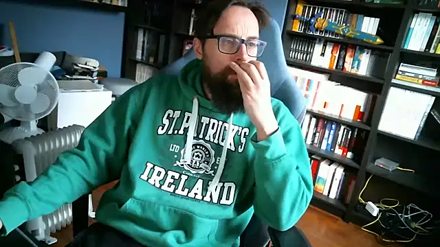 Snapshot of MeSteff chatting on 01.18.25 MeSteff online show from 01.18.25