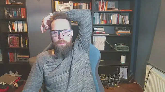 Snapshot of MeSteff chatting on 02.21.25 MeSteff online show from 02.21.25