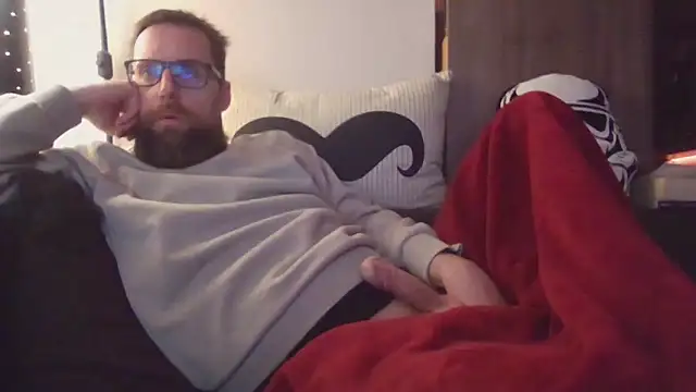 Snapshot of MeSteff chatting on 03.16.25 MeSteff online show from 03.16.25