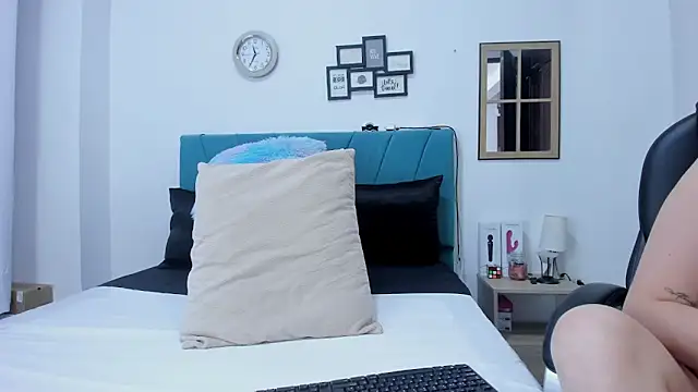 kamila lopez online show from 02.08.26