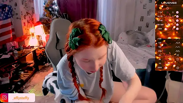 CallMeEffy1 online show from 01.05.25