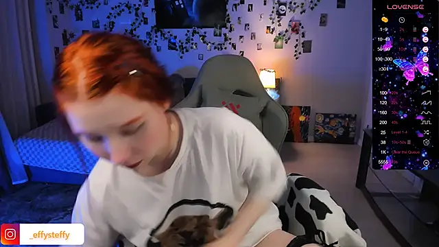 CallMeEffy1 online show from 01.22.25