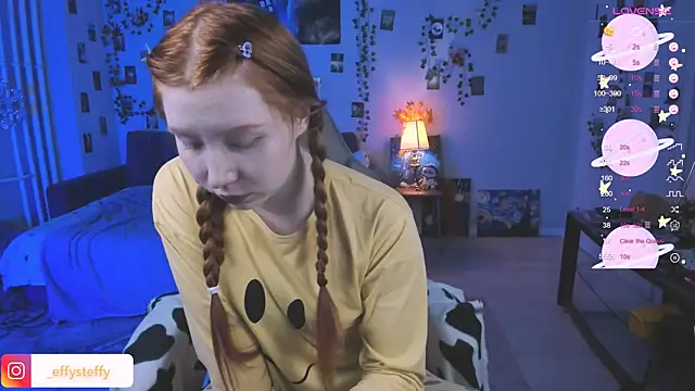 CallMeEffy1 online show from 10.25.25