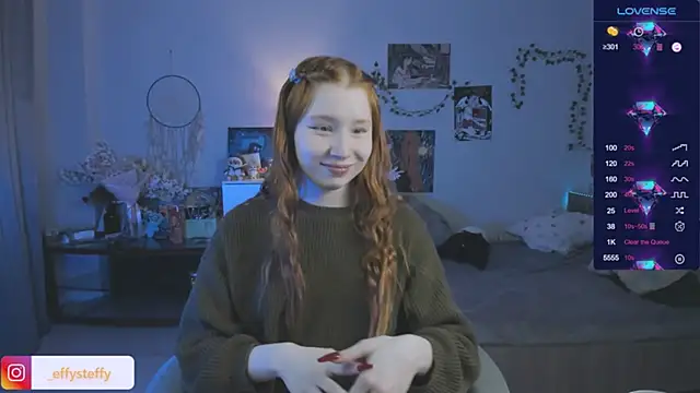 CallMeEffy1 online show from 11.26.25