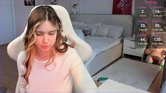 Snapshot of Frau_Lina chatting on 05.23.26 Frau Lina online show from 05.23.26