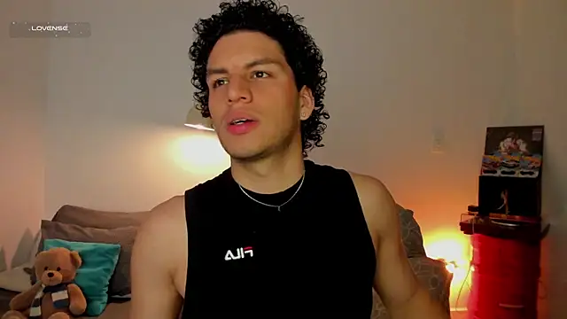 Curlblue online show from 12.22.25