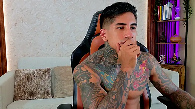 AdanReilly online show from 03.26.26