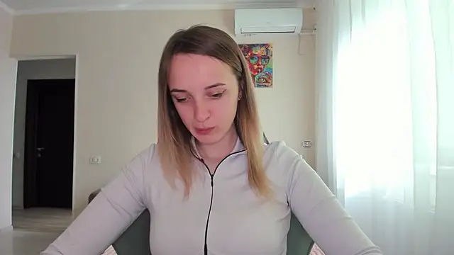 Snapshot of RouseReed chatting on 04.17.26 RouseReed online show from 04.17.26