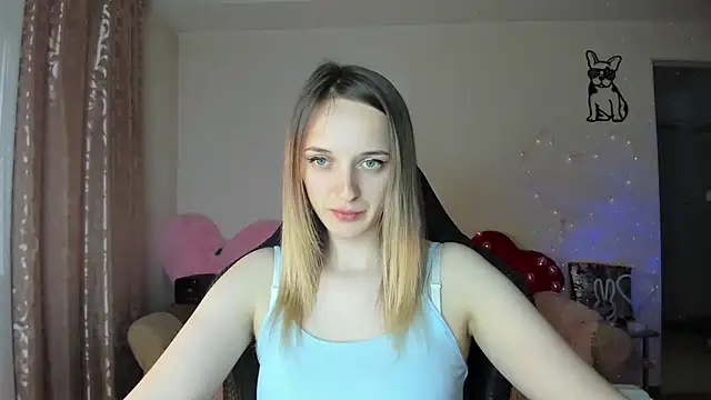 Snapshot of RouseReed chatting on 05.08.26 RouseReed online show from 05.08.26