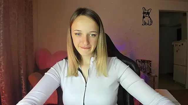 Snapshot of RouseReed chatting on 06.01.26 RouseReed online show from 06.01.26