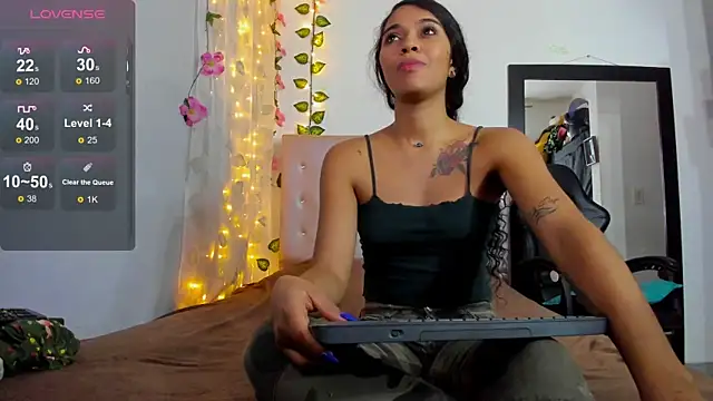 tefy-cardona online show from 11.14.25