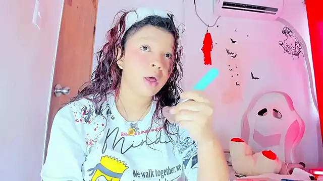 Snapshot of Emily_Coper18 chatting on 02.03.26 Emily Coper18 online show from 02.03.26