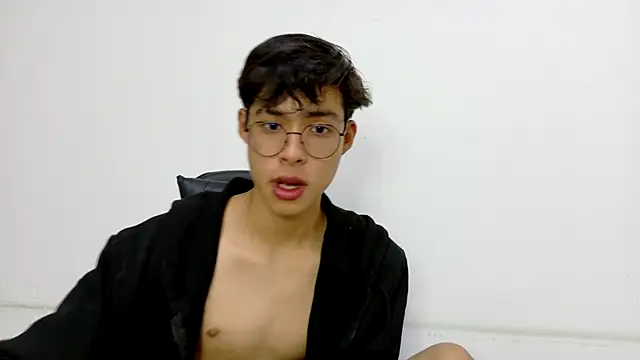 Snapshot of Jacotnk chatting on 01.24.25 Jacotnk online show from 01.24.25