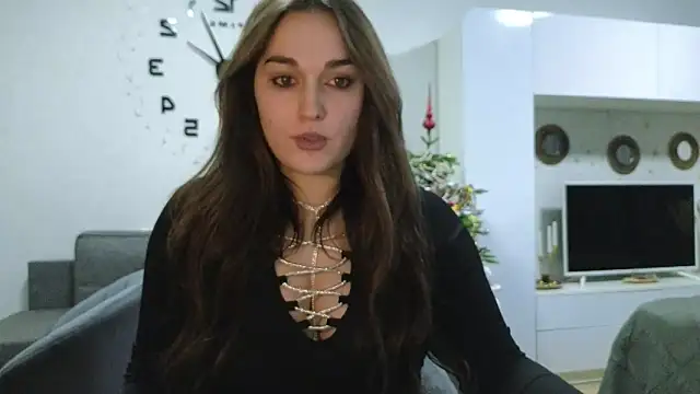 Snapshot of me_lissa_sun13 chatting on 12.23.24 me lissa sun13 online show from 12.23.24