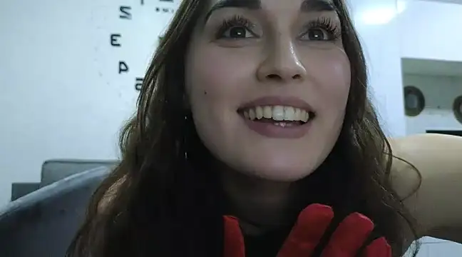 Snapshot of me_lissa_sun13 chatting on 01.11.25 me lissa sun13 online show from 01.11.25