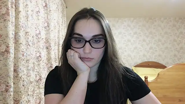 Snapshot of me_lissa_sun13 chatting on 02.11.25 me lissa sun13 online show from 02.11.25