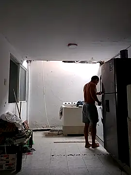 Snapshot of andresperezf chatting on 09.21.25 andresperezf online show from 09.21.25