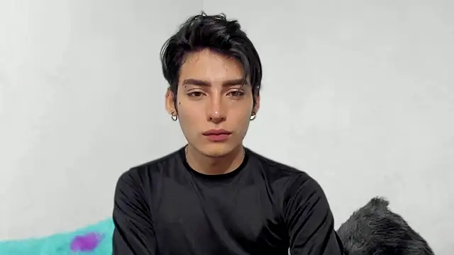 Snapshot of sebas_rose chatting on 12.13.24 sebas rose online show from 12.13.24