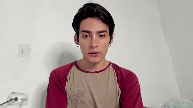 Snapshot of sebas_rose chatting on 12.28.24 sebas rose online show from 12.28.24