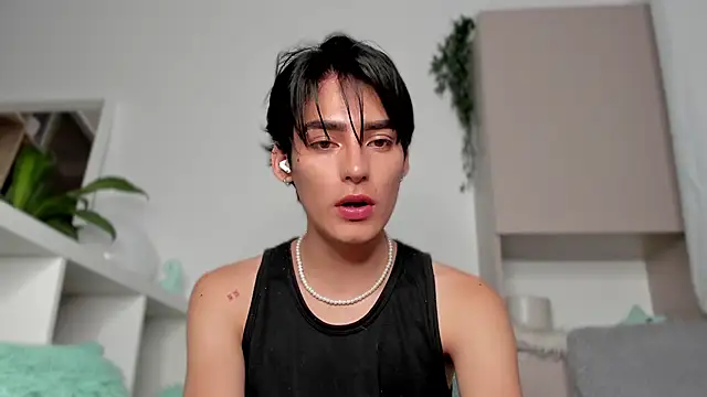 Snapshot of sebas_rose chatting on 02.12.25 sebas rose online show from 02.12.25