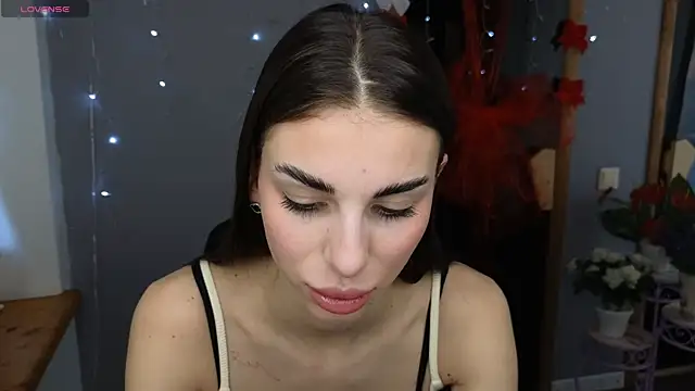 EmmyGreans online show from 01.12.26