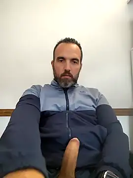 leon3875 online show from 02.12.26